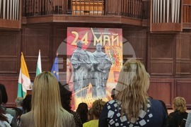 Община Добричка - отличени педагози, ученици и читалищни дейци