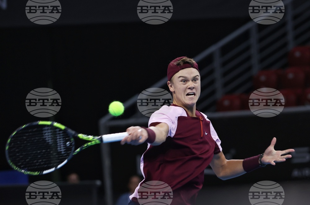 Тенис - Sofia Open 2022 - финал - Холгер Руне - Марк-Андреа Хюслер