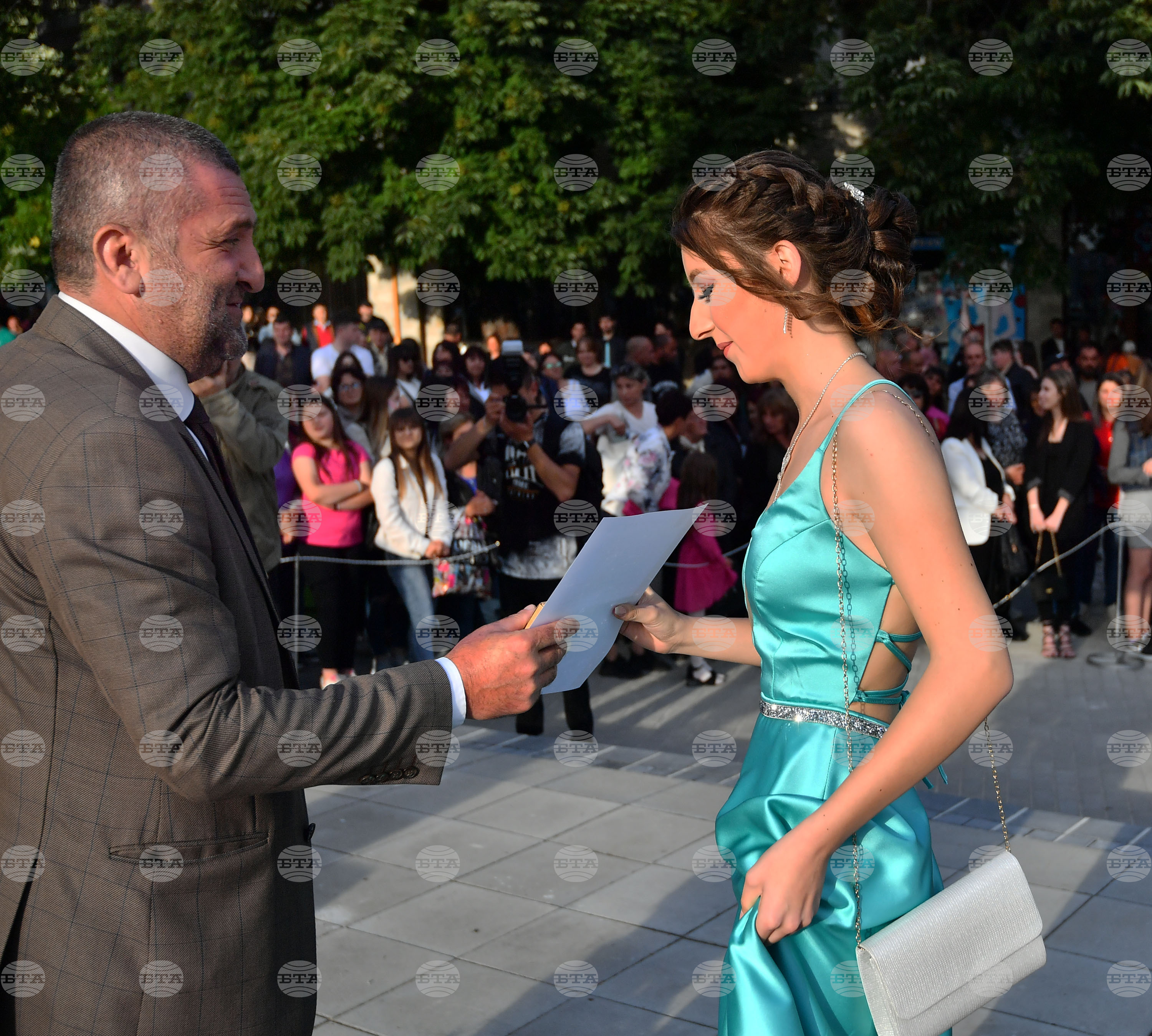 Исперих - абитуриенти