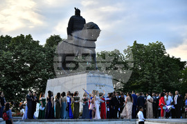 Исперих - абитуриенти