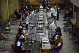 Благоевград - изборни книжа - предаване