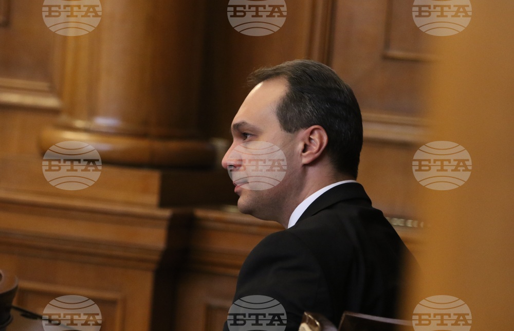 Народно събрание - Драгомир Заков – министър на отбраната