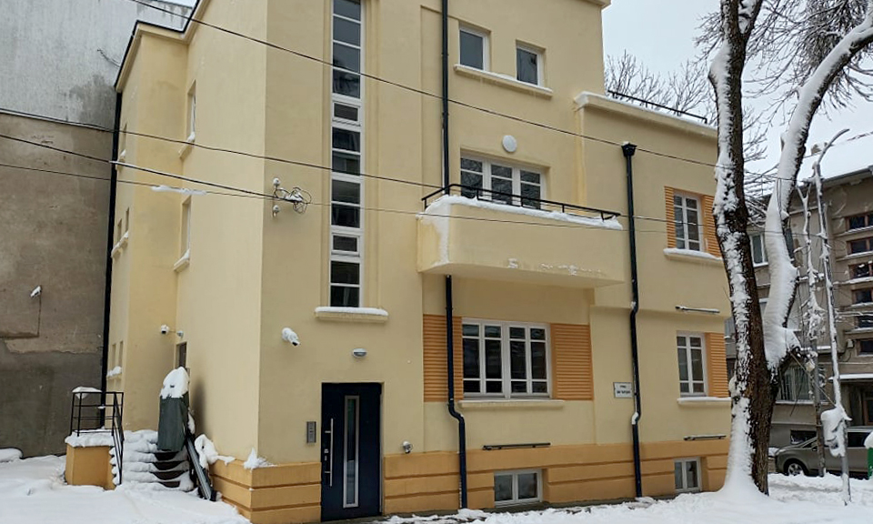 Деветима са настанени в приюта за бездомни лица и семейства към община Добрич