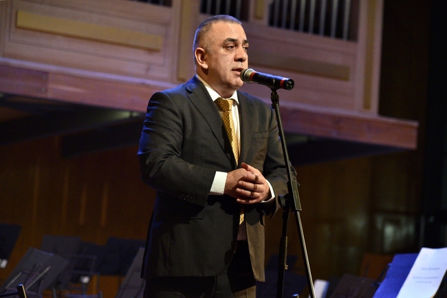 Общината отличи изявени сливенски учители и дейци на културата