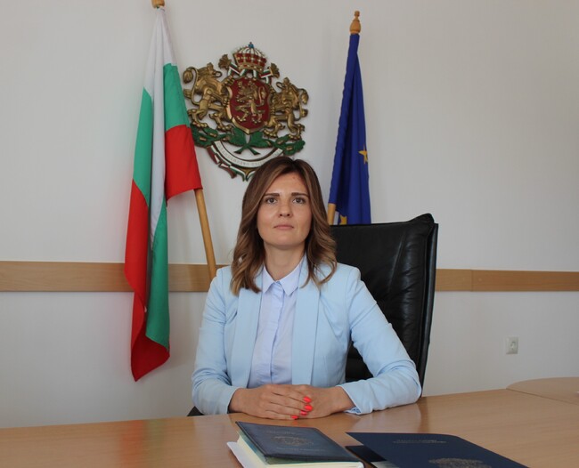 ОА Разград: Поздравление от областния управител Надя Йорданова по случай 24 май – Деня на българската просвета и култура и на славянската писменост