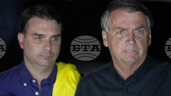 Най-големият син на бившия държавен глава Болсонаро каза, че баща му ще подкрепи кандидатурата му за президентските избори в Бразилия