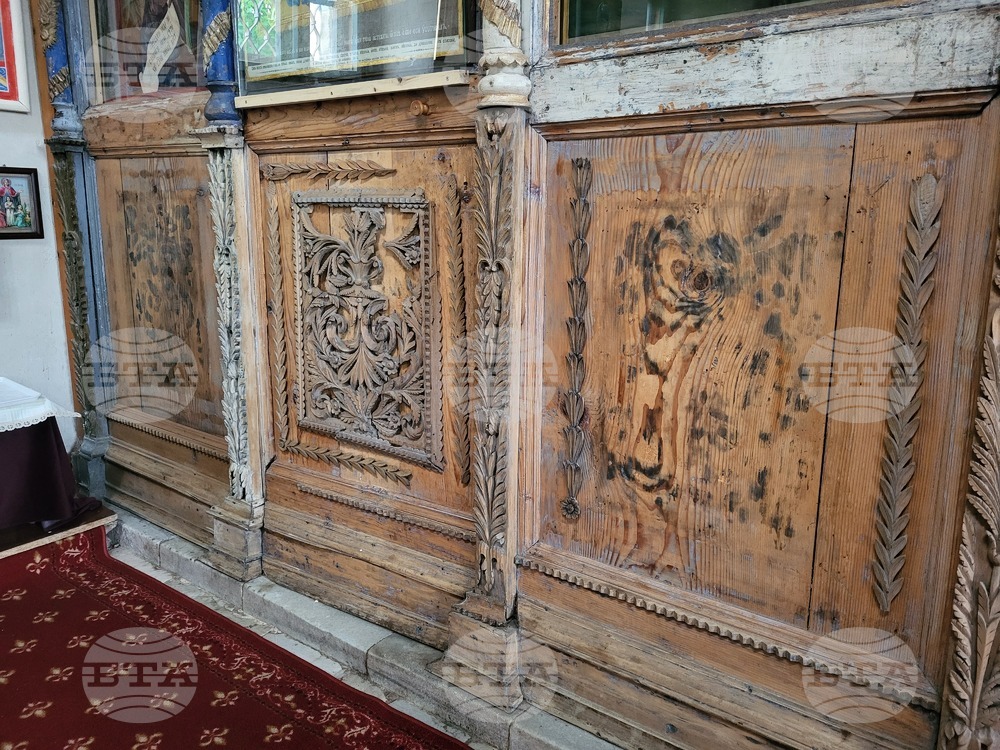 Самоков - храм „Св. Николай Чудотворец“ - иконостас