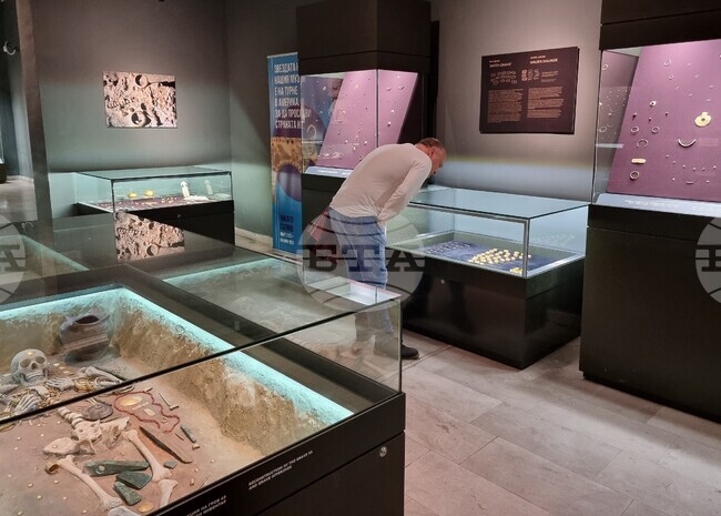 Варна - Археологически музей - изложба „Златната връзка между културите“