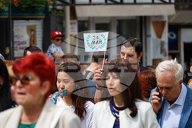 Бургас - 24 май - празнично шествие