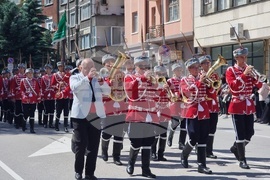 Габрово - 24 май - празнично шествие
