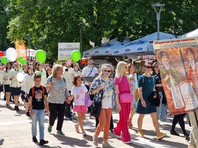 Заради баловете и честването на 24 май в Ямбол въвеждат временна промяна в организацията на движението