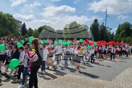 Търговище - 24 май - празнично шествие