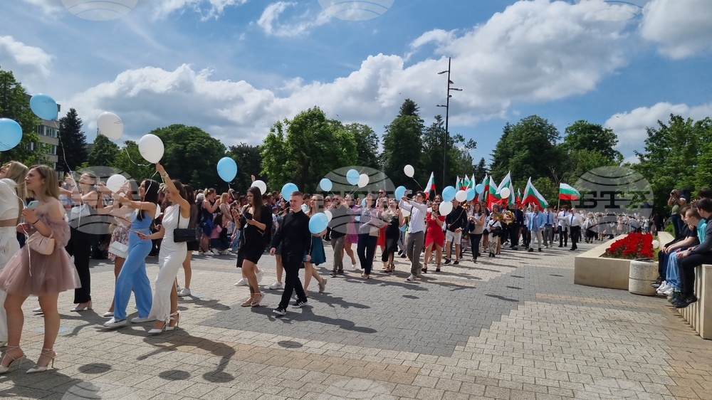 Търговище - 24 май - празнично шествие