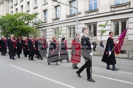 Софийски университет "Св. Климент Охридски" - 24 май - шествие