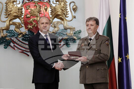 Президент - висше офицерско звание - церемония