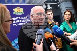 Цветозар Томов - неофициален брифинг