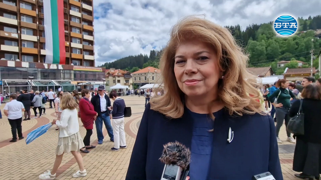 Подкрепям протеста на преподавателите от висшите учебни заведения, заяви в Чепеларе вицепрезидентът Илияна Йотова