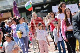 Благоевград - 24 май - празнично шествие