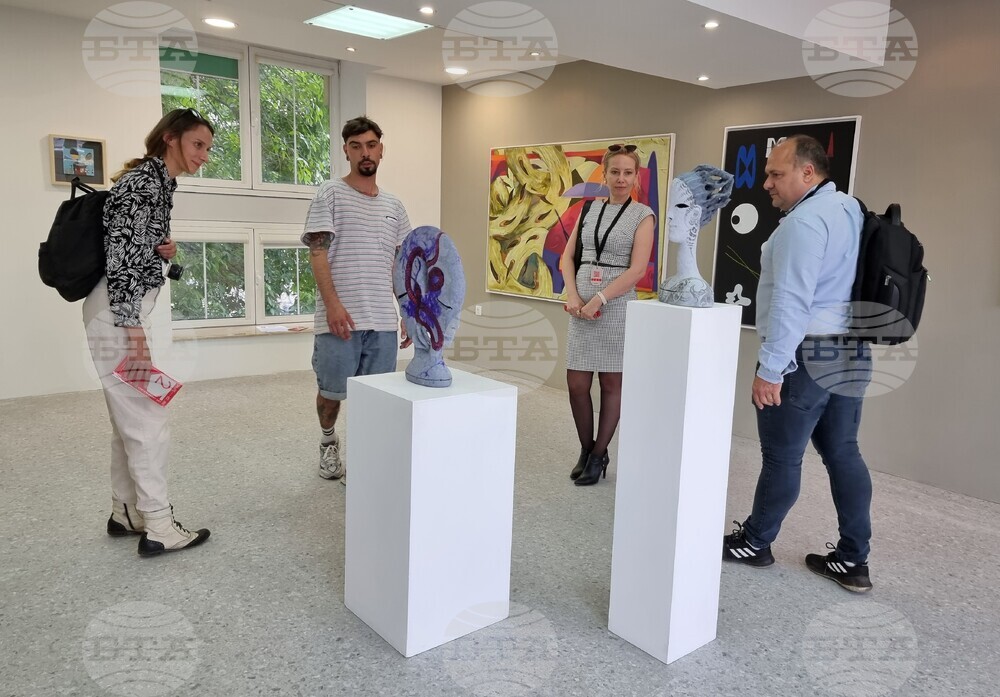 Варна - Форум за съвременно изкуство „Буна“ - откриване