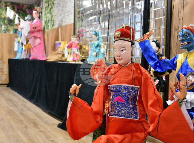 Варна - кукли - изложба