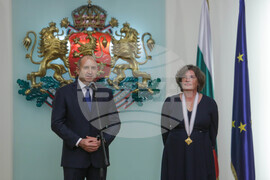Румен Радев - Флоранс Робин - орден „Мадарски конник“