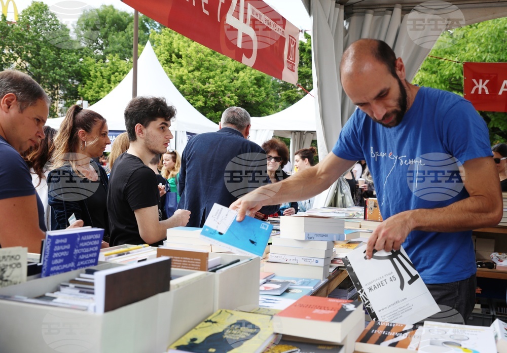 Пролетен панаир на книгата 2024 - Георги Господинов и Анджела Родел