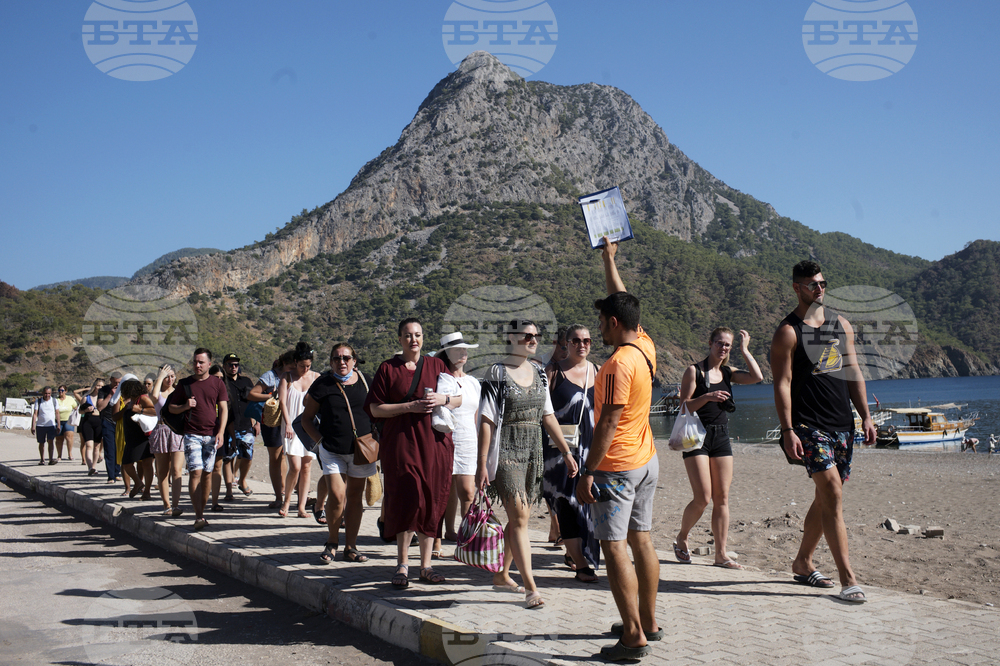 През първите два месеца от годината Турция е приела най - много туристи от Иран и Русия