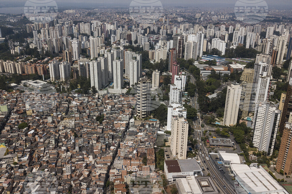 Бразилската полиция арестува мъж, заподозрян, че е планирал самоубийствен атентат и че е свързан с групировката „Ислямска държава“