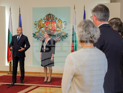Снимка: Прессекретариат - Президентът отличи френския посланик у нас с орден „Мадарски конник“ първа степен