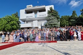 Свищов - абитуриенти - изпращане