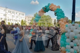 Търговище - абитуриенти - дефиле