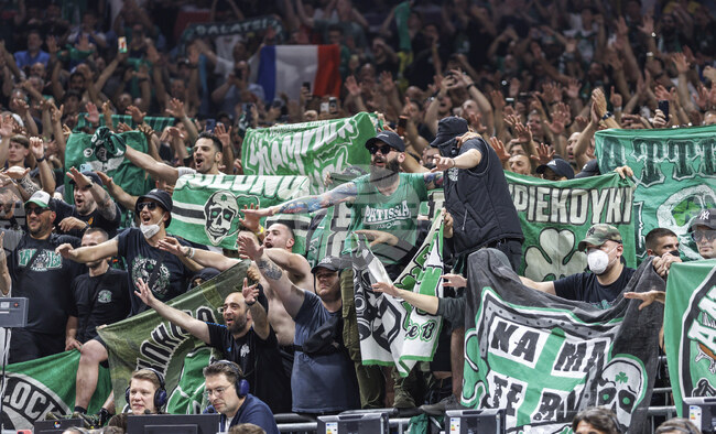 Баскетболните Панатинайкос и Партизан ще участват в приятелски турнир в памет на Павлос Янакопулос в Австралия