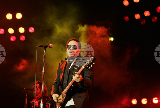 Лени Кравиц