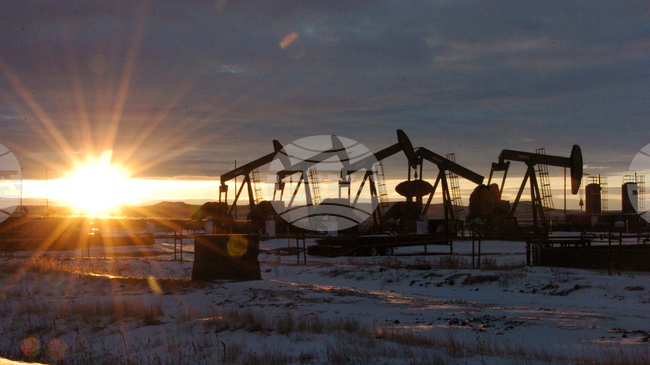 Петролът поевтинява в азиатската търговия днес