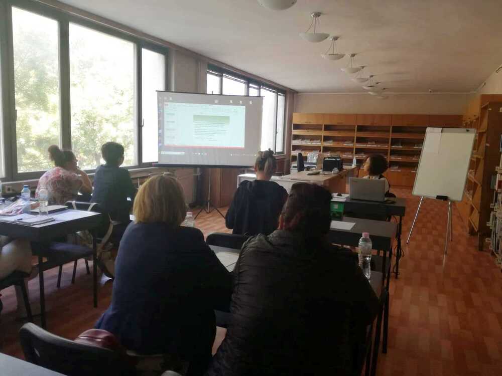 Обучителен семинар за библиотекари от областта