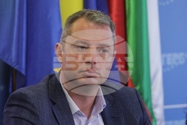 ГЕРБ - пресконференция - Делян Добрев