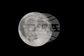 Бургас - Луна - пълнолуние