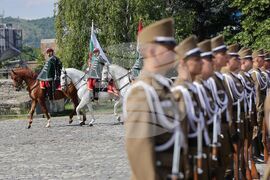Унгария - България - президент - официално посрещане