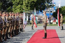 Унгария - България - президент - официално посрещане