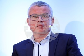 Бизнесът и регионите - Променена България - конференция - втори панел 