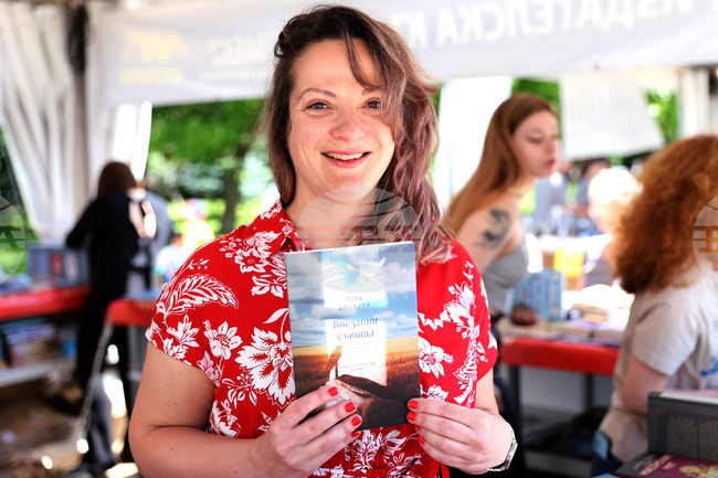 Пролетен панаир на книгата - "Внезапни сънища" - Лора Динкова