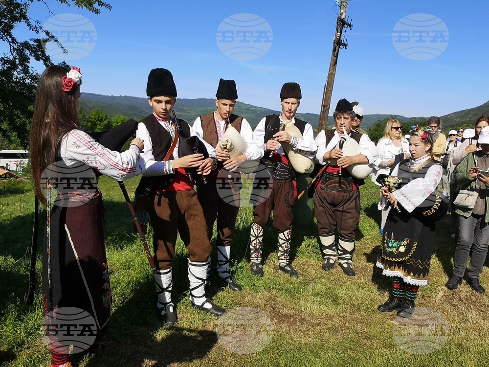 Карлово - Празник на розата