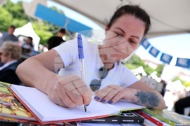 Пролетен панаир на книгата - "Среща с автограф" - „Тотко и трите изпитания. Изпитание 2“ - Тина Маркова