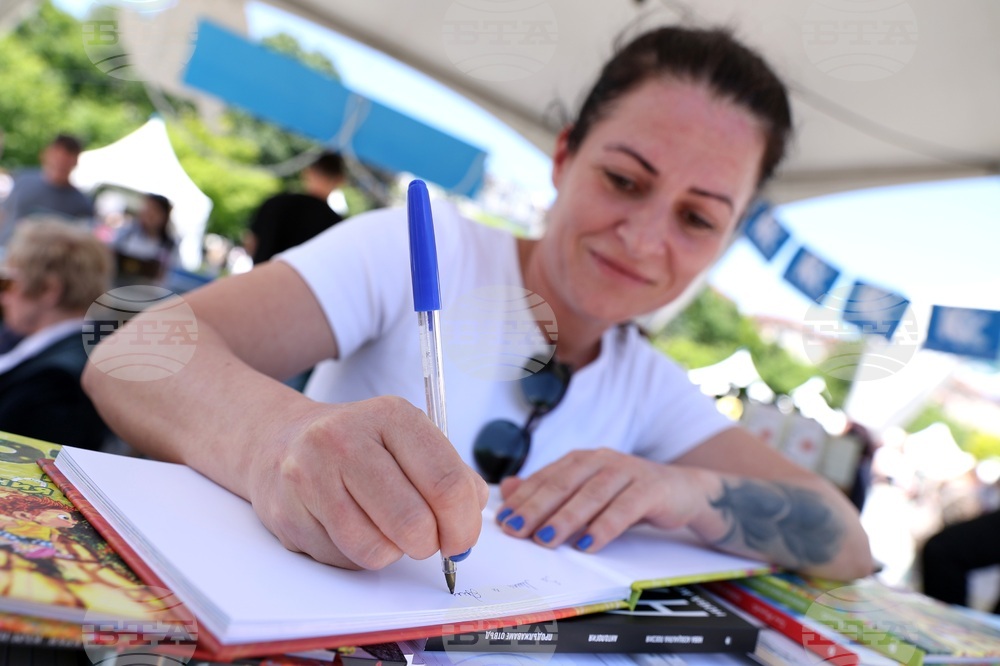 Пролетен панаир на книгата - "Среща с автограф" - „Тотко и трите изпитания. Изпитание 2“ - Тина Маркова