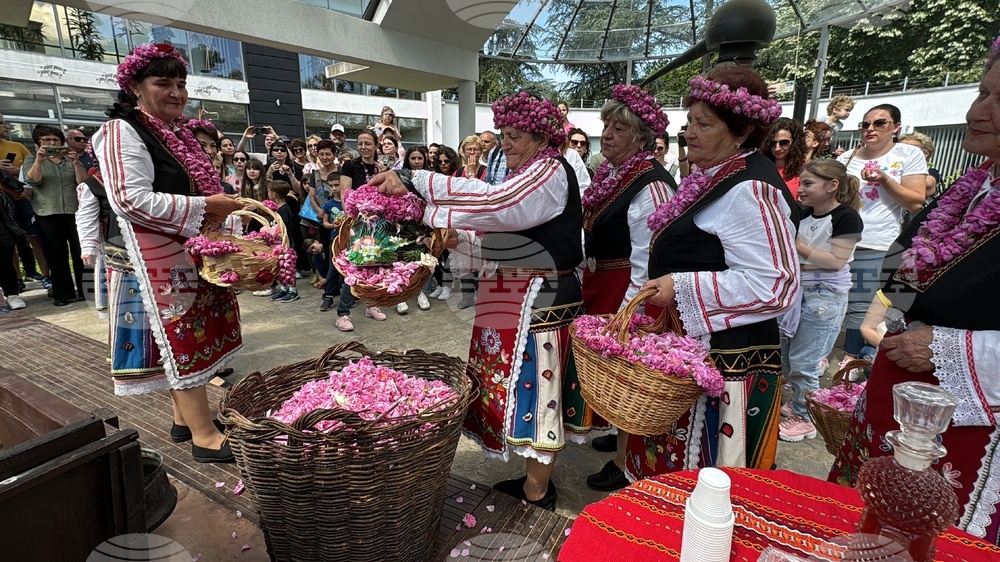 Казанлък - Музей на розата - розоварене