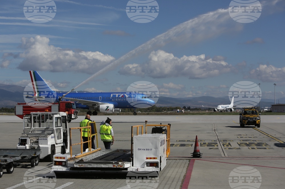 Летище София - авиокомпания - посрещане