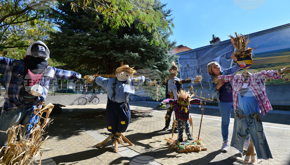 Исперих - плашила - изложба на открито