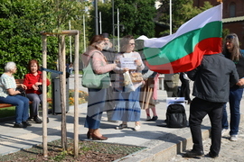 Свети синод - протестиращи