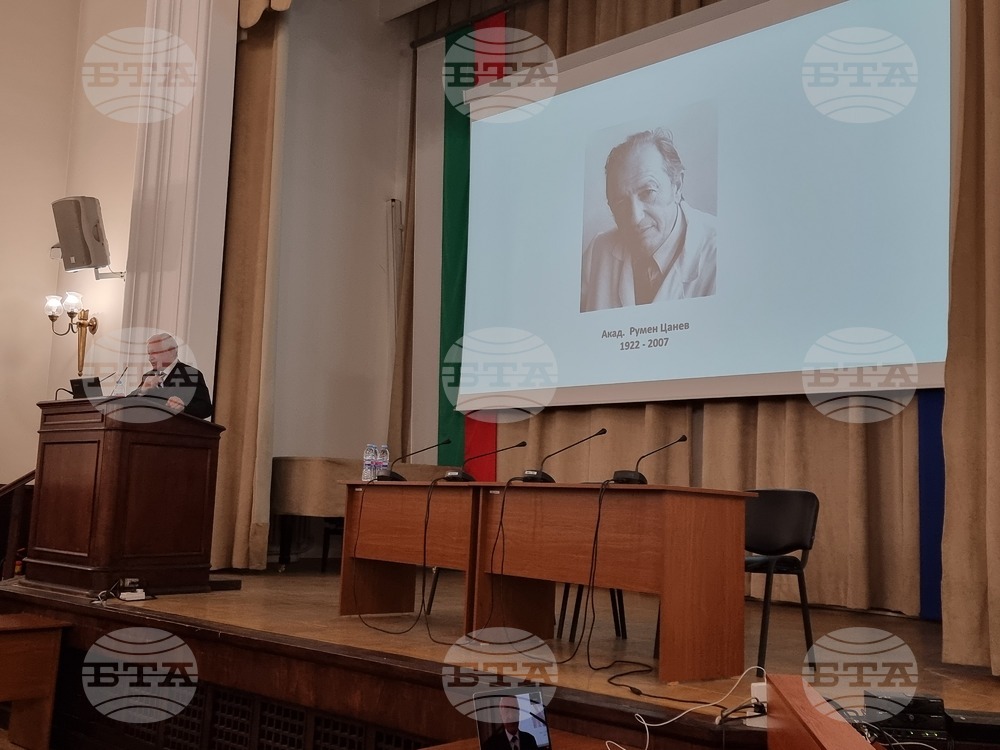 Школата по молекулярна биология, основана от Румен Цанев, създава кадри, неотстъпващи на възпитаниците на най-добрите световни центрове