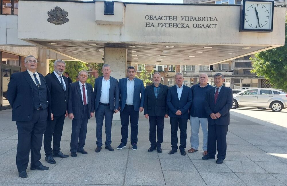 ОА Русe: Драгомир Драганов ще провежда ежемесечни срещи с предходните си колеги относно възможностите за развитието на региона 